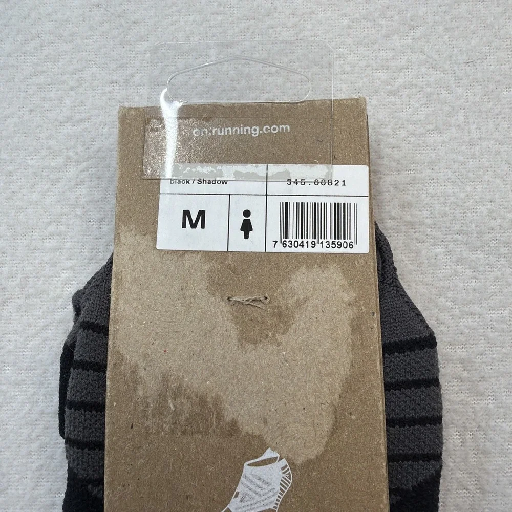 On Cloud Performance Low Sock Running Women's Medium 8.5-9.5 Black Shadow NWT